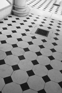 Musée de Louviers - Pavés en damier Giacometti