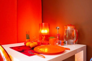 B&B Dochavert -Chambres d'hôtes - Carcassonne - Repas, set orange