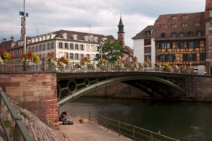 Strasbourg, Petite France - Pont fleuri ©Florent Chatroussat